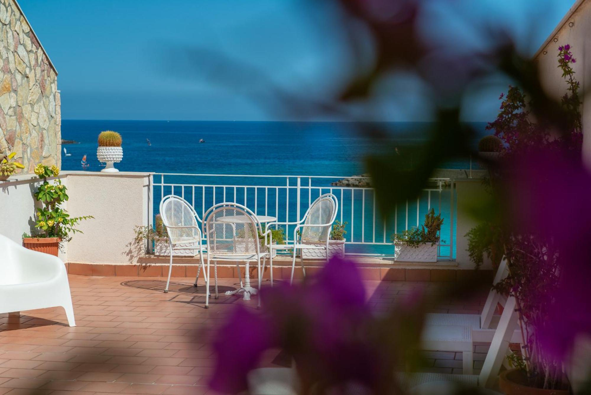 Palermo Mare Holidays Sferracavallo Exteriér fotografie
